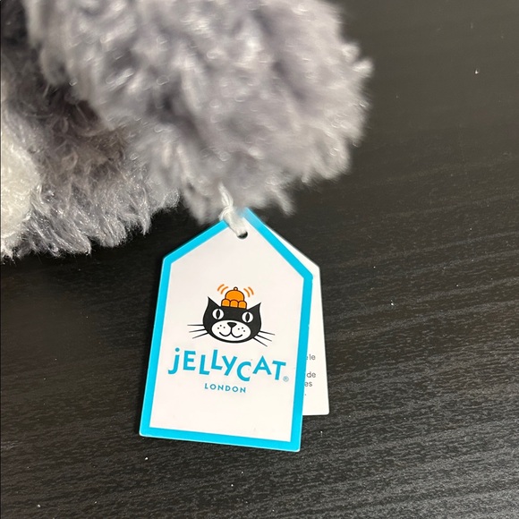 Rare/Jellycat Fluffy Penguin Plush Toy - Gray and White - Picture 5 of 7